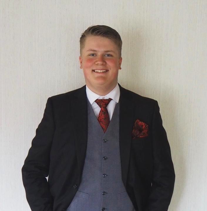 Rasmus haki kesätyötä sinnikkäästi ja häntä onnisti.